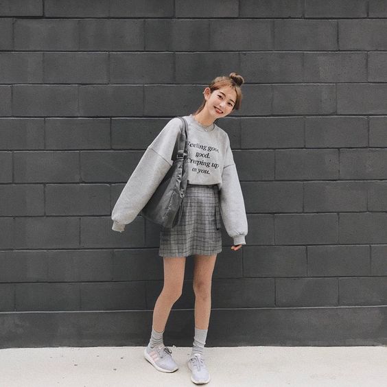 運動鞋　嬌小女孩